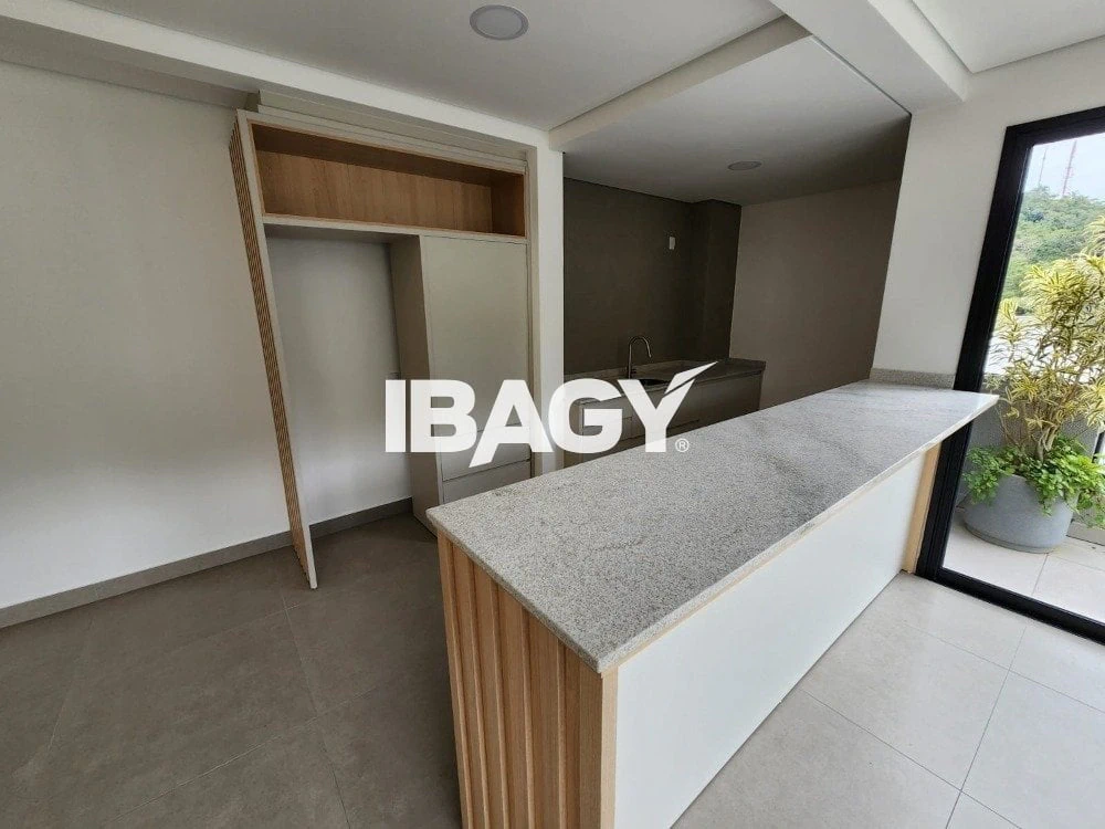 2-bedroom apartment with a private BBQ — photo 20