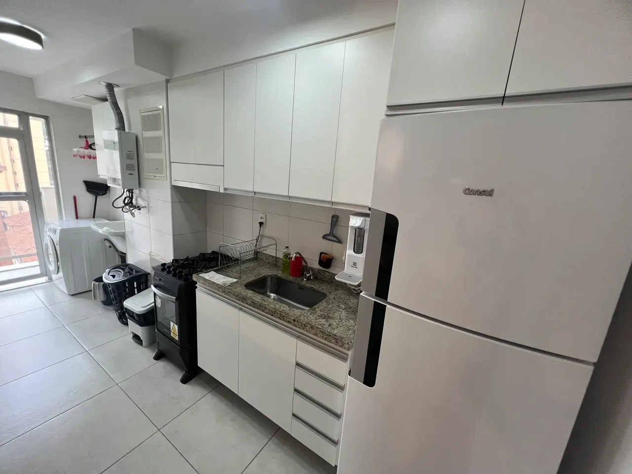 Мебльована квартира 46 м² з 1 спальнею-сюїтом — photo 7