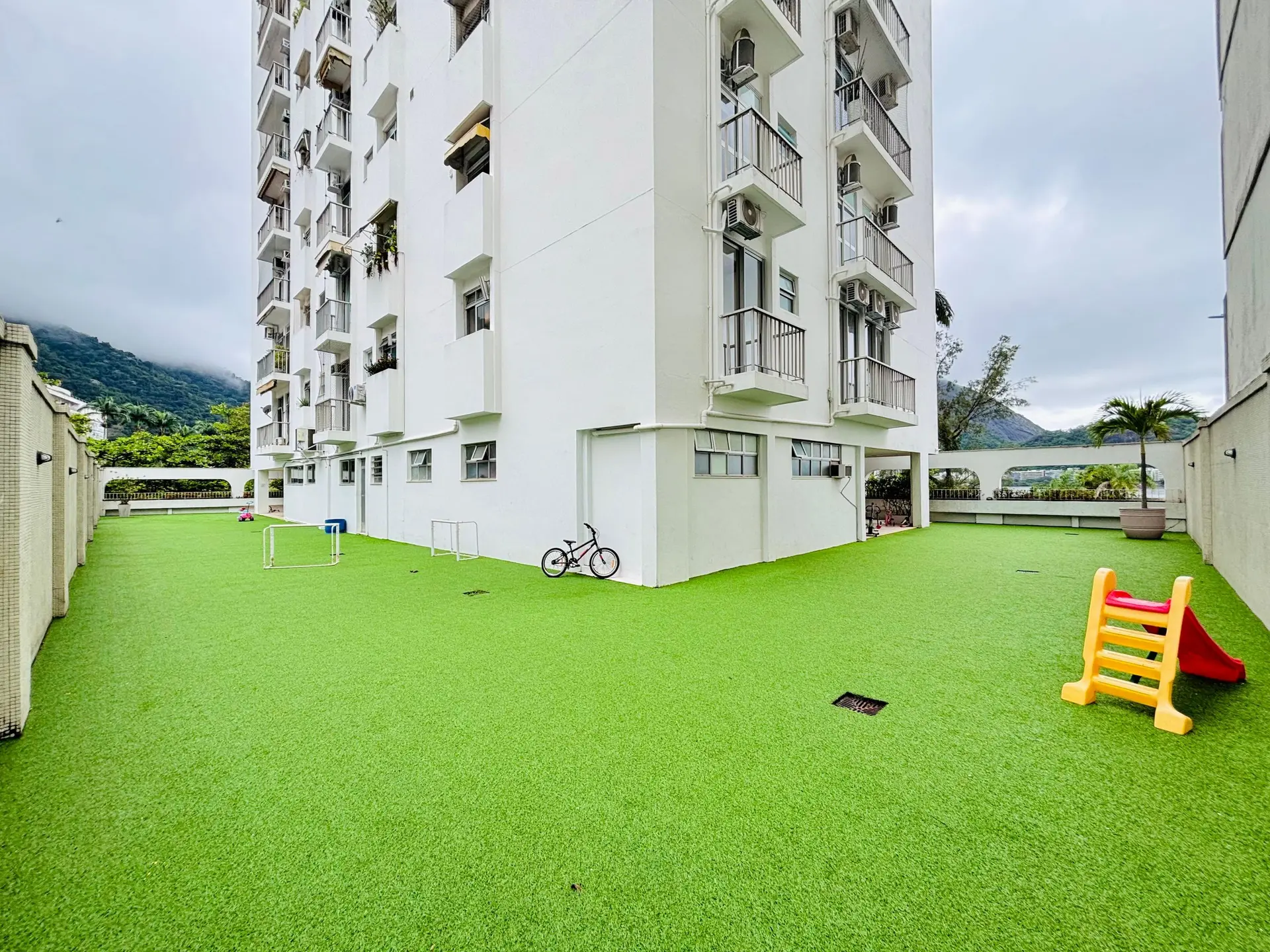 Apartment, 102 m², with a washing machine — photo 28