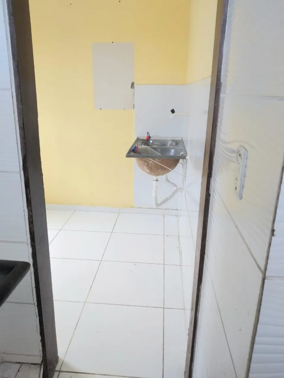 Unfurnished apartment with gas stove and 2 bathrooms — photo 11