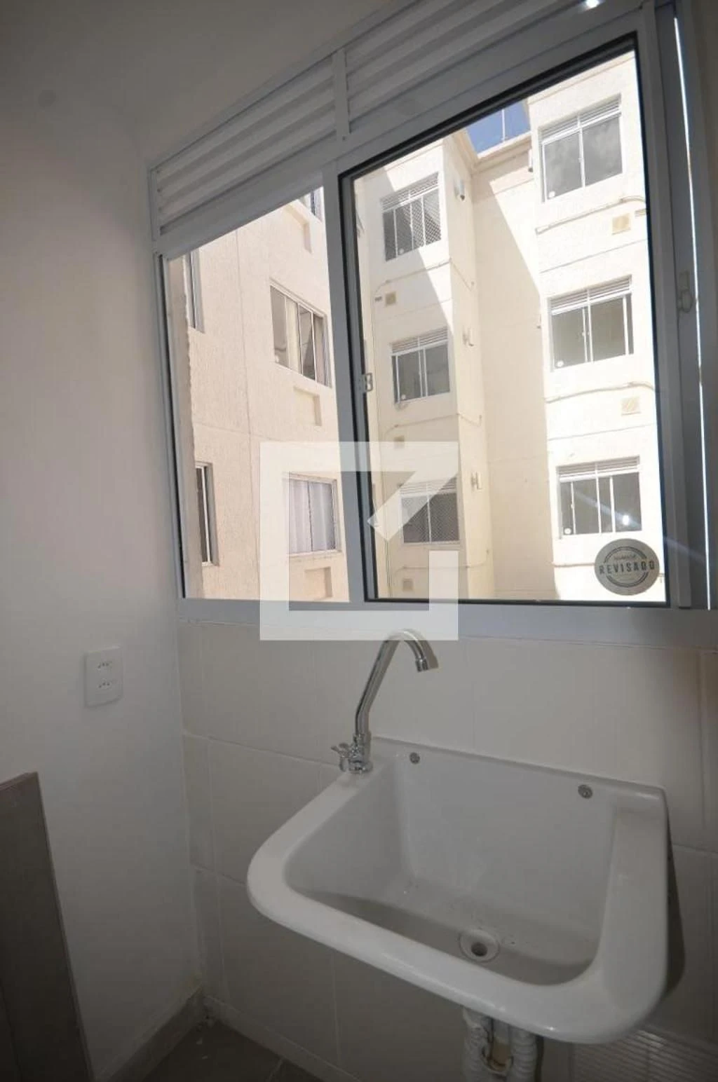 Unfurnished apartment with 2 bedrooms and 1 parking space — photo 7