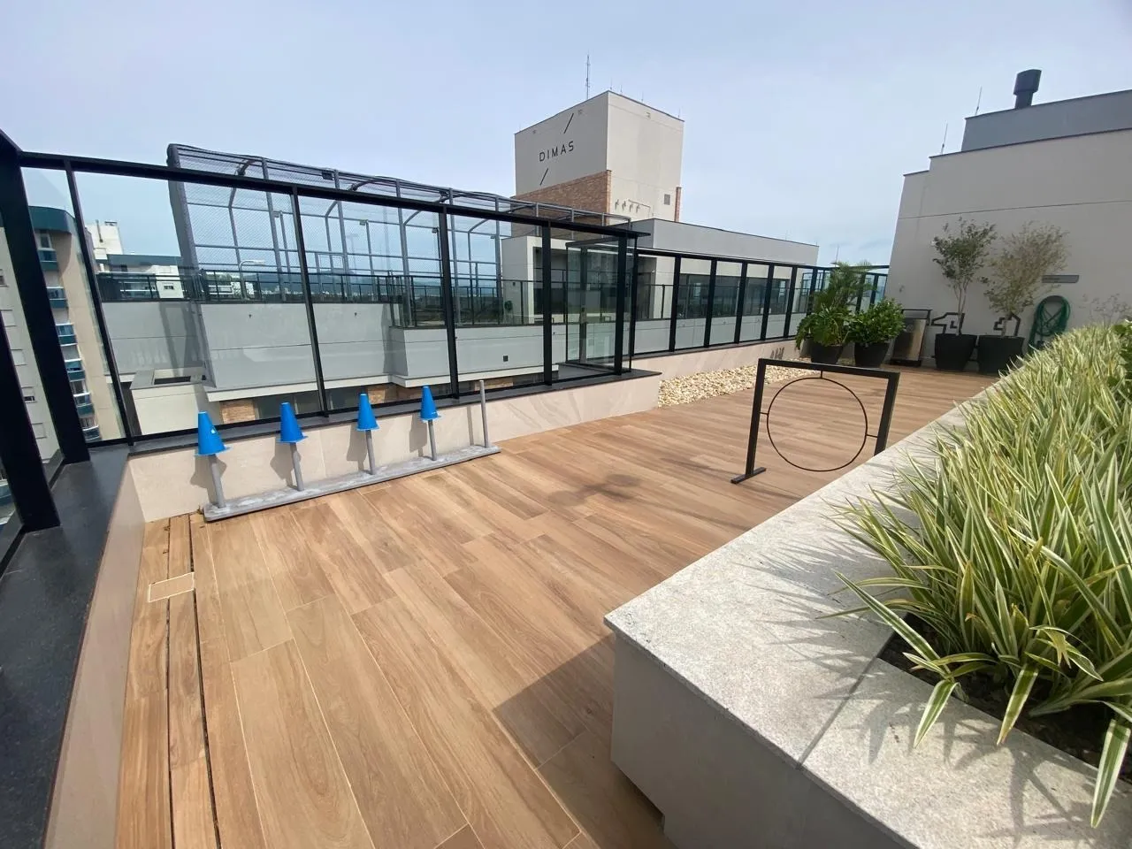 Estudio amueblado de 56 m² con 1 dormitorio y plaza cubierta — photo 32