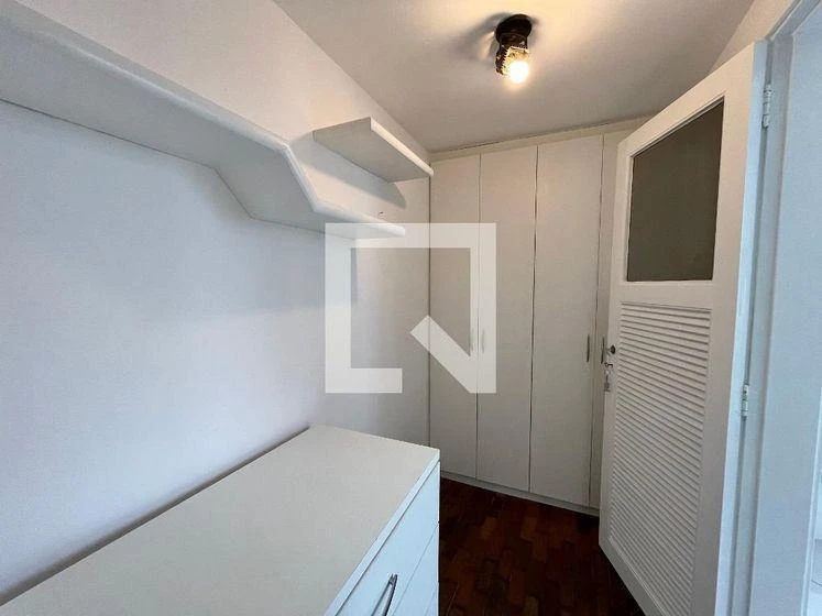 Гардеробная и 2 спальни: квартира 90 м² — photo 31