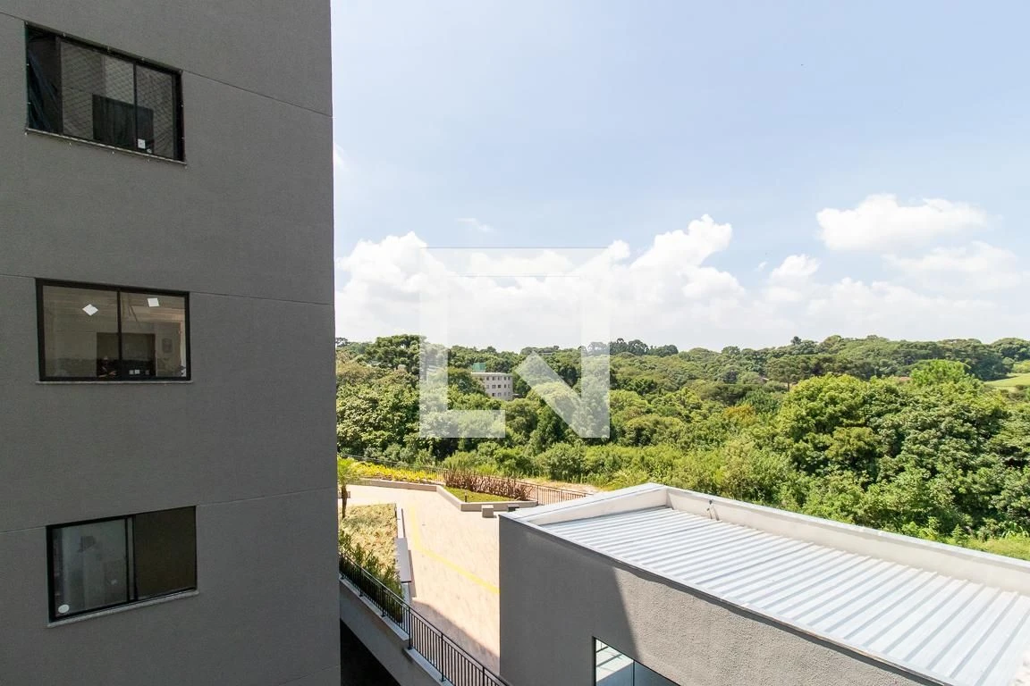 3-bedroom apartment with a park view in Curitiba — photo 8
