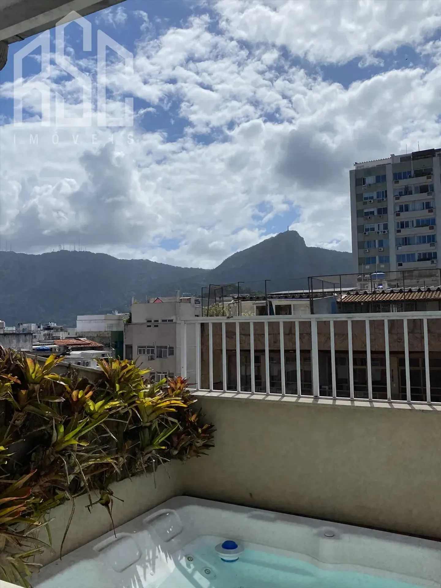 145 m² duplex penthouse with 2 bedrooms and 3 baths — photo 55