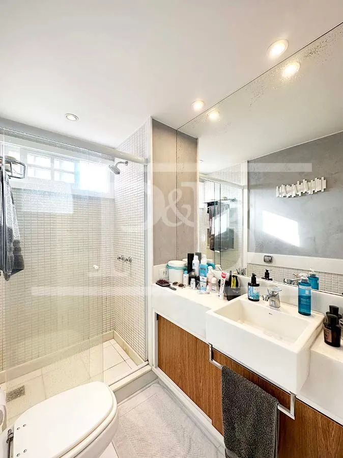 Penthouse with 2 bedrooms, 3 bathrooms and 160 m² — photo 23