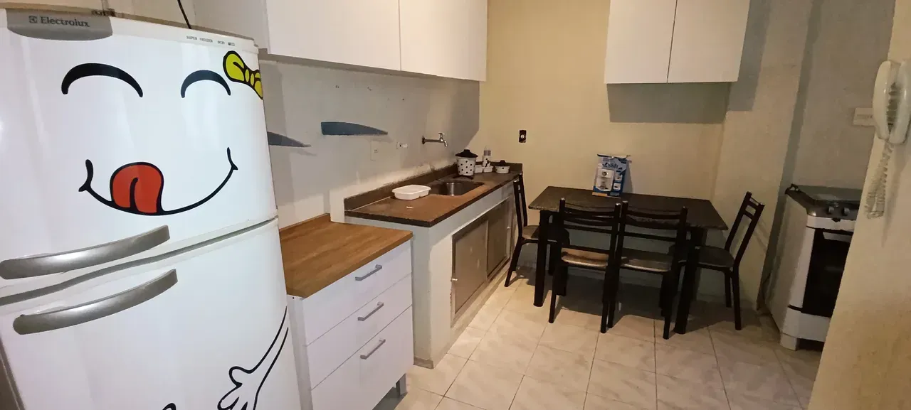 Apartamento amueblado con 2 dormitorios y 2 baños — photo 2