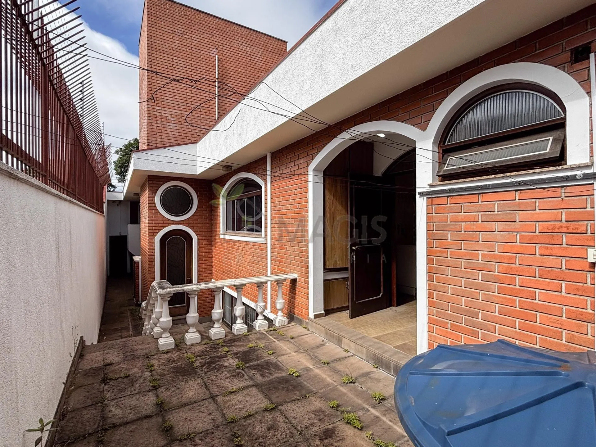 Будинок 604 м² з 4 спальнями та 4 ванними кімнатами — photo 25