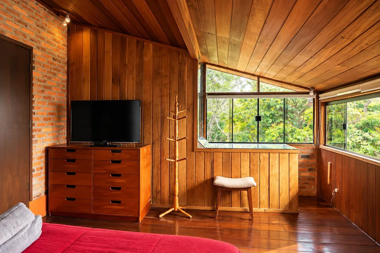 Furnished house, 200 m², with a water view — photo 7