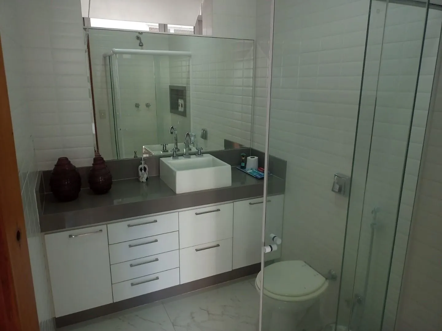 Apartment on the 7th floor with wood or laminate floors — photo 2