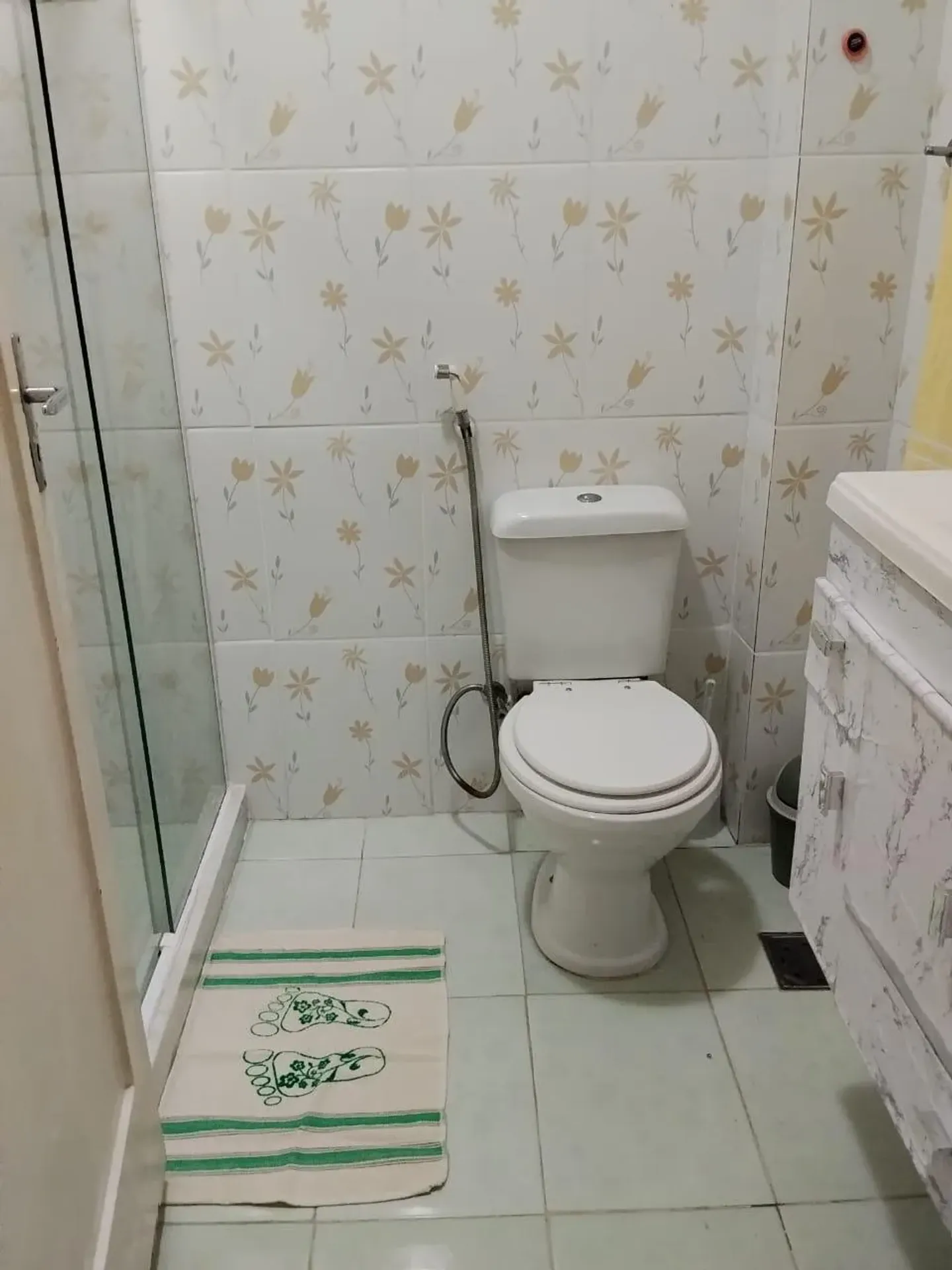 Apartamento mobiliado de 1 quarto com cozinha fechada — photo 4
