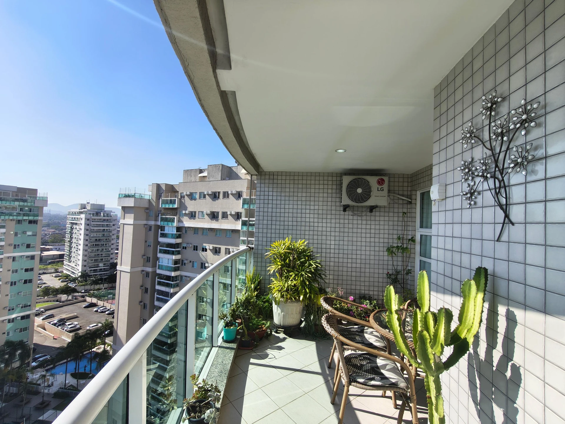3-bedroom apartment in a building with a sauna — photo 32