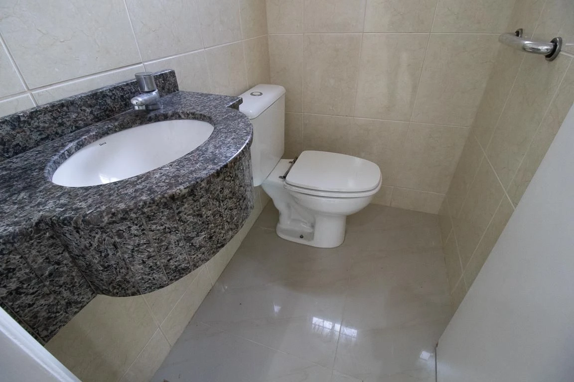 3-bedroom house with a jacuzzi — photo 52