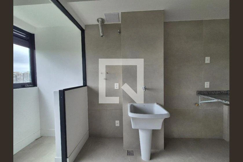 3-bedroom apartment with a mountain view in Rio de Janeiro — photo 24