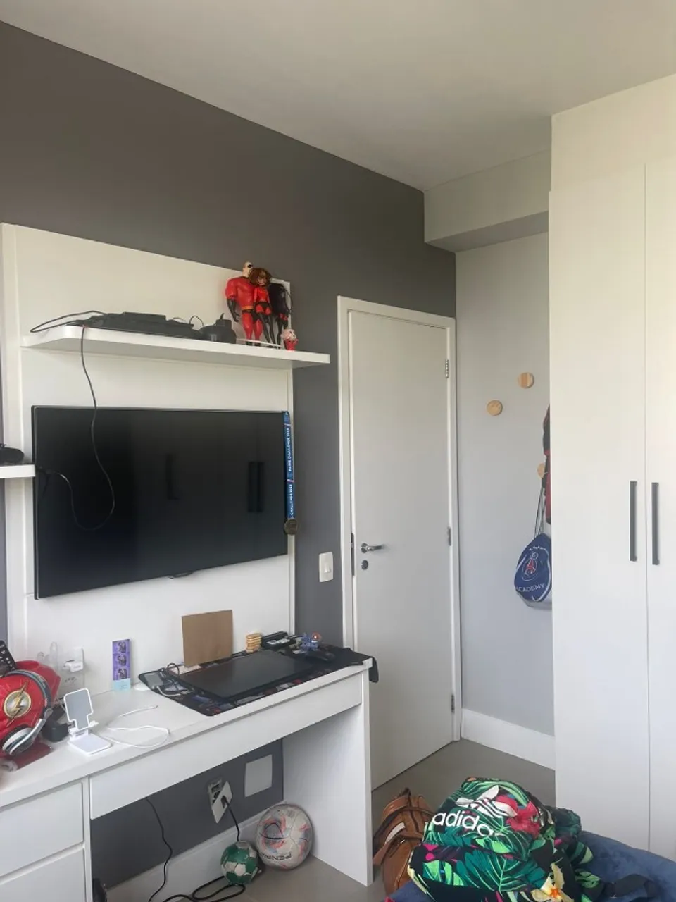 Furnished 211 m² apartment with 3 bedrooms and balcony — photo 5