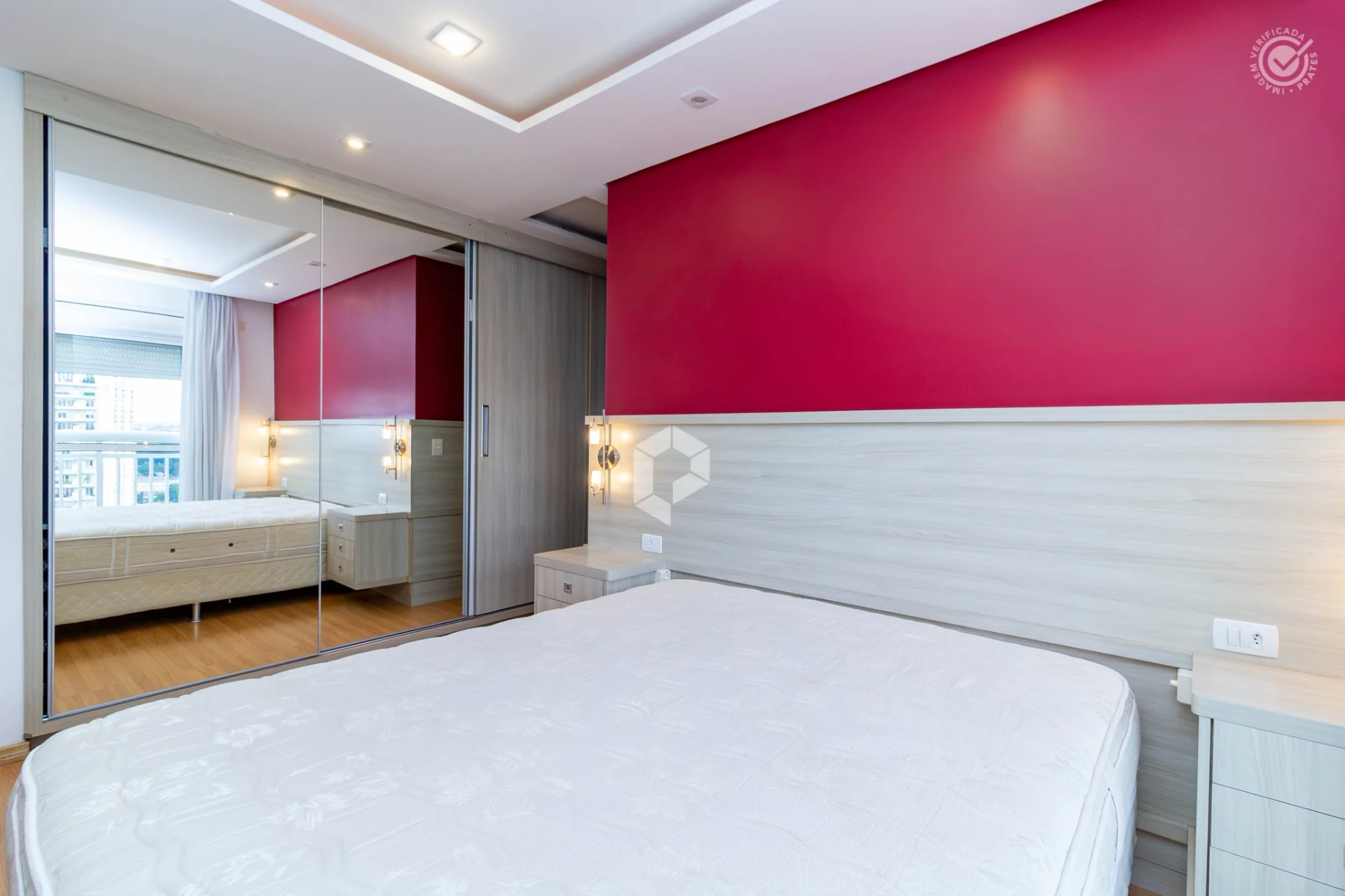 Bathtub in a 3-bedroom apartment, 180 m² — photo 5