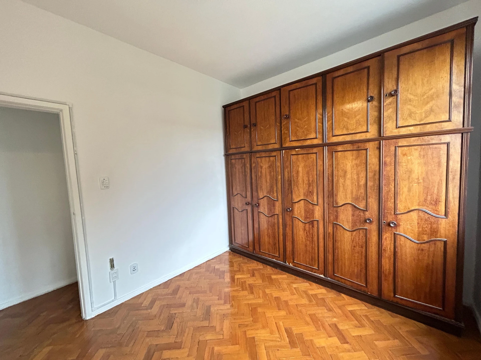 Apartamento sem mobília com 2 quartos e 1 banheiro — photo 34