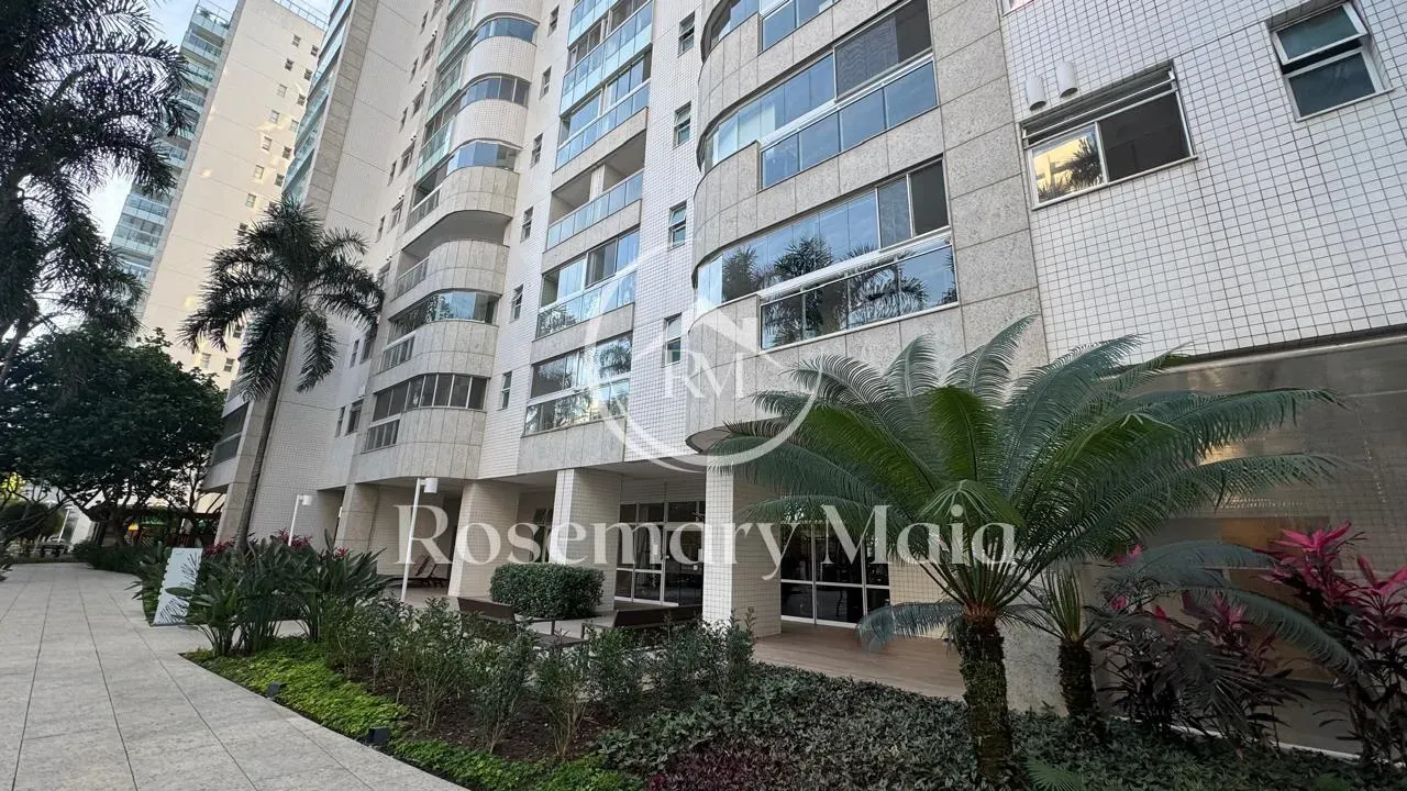 179 m² apartment with 3 bedrooms and 3 parking spaces — photo 52