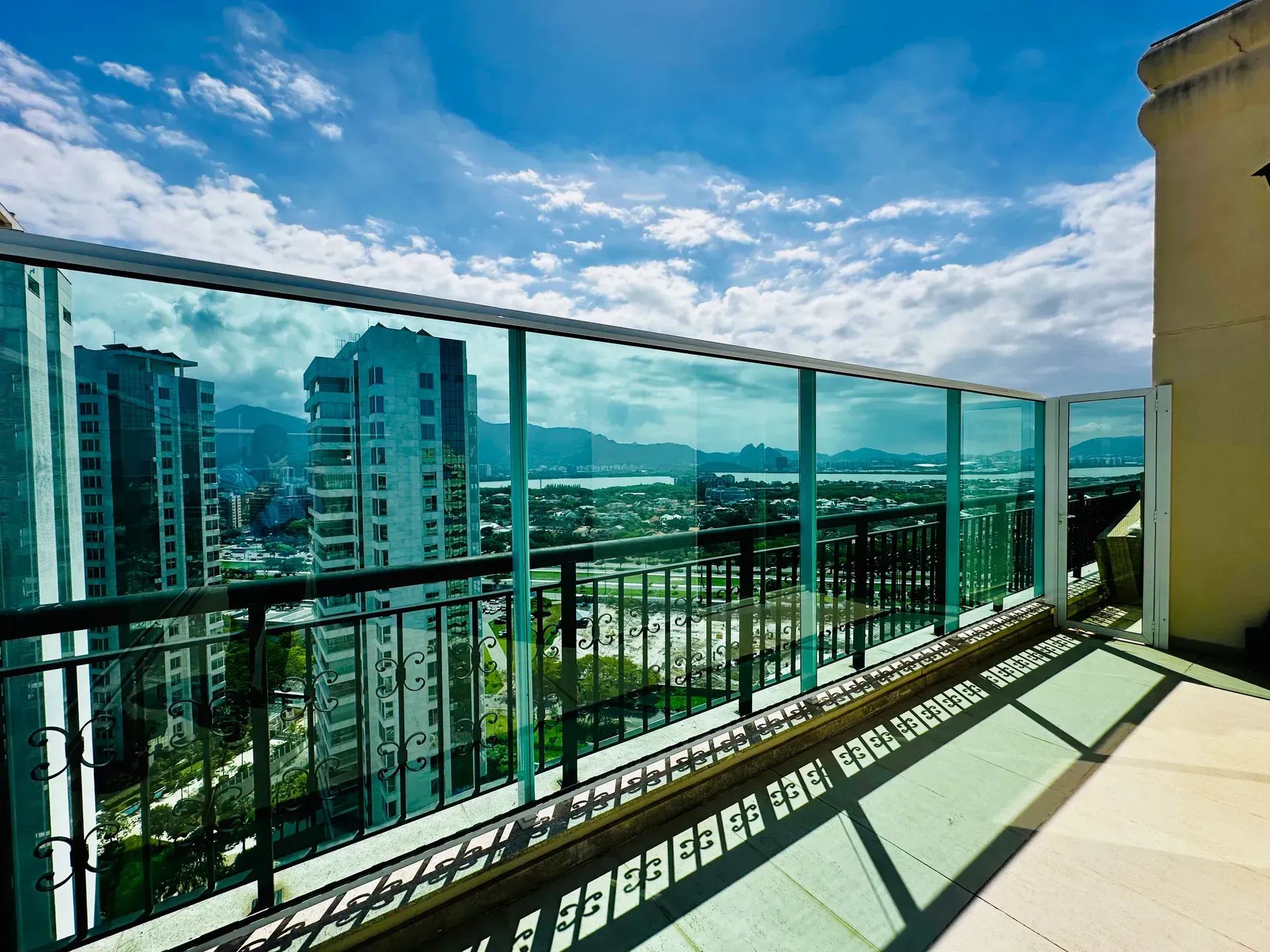 Мебльована дуплекс-квартира з 4 спальнями й 600 м² — photo 50