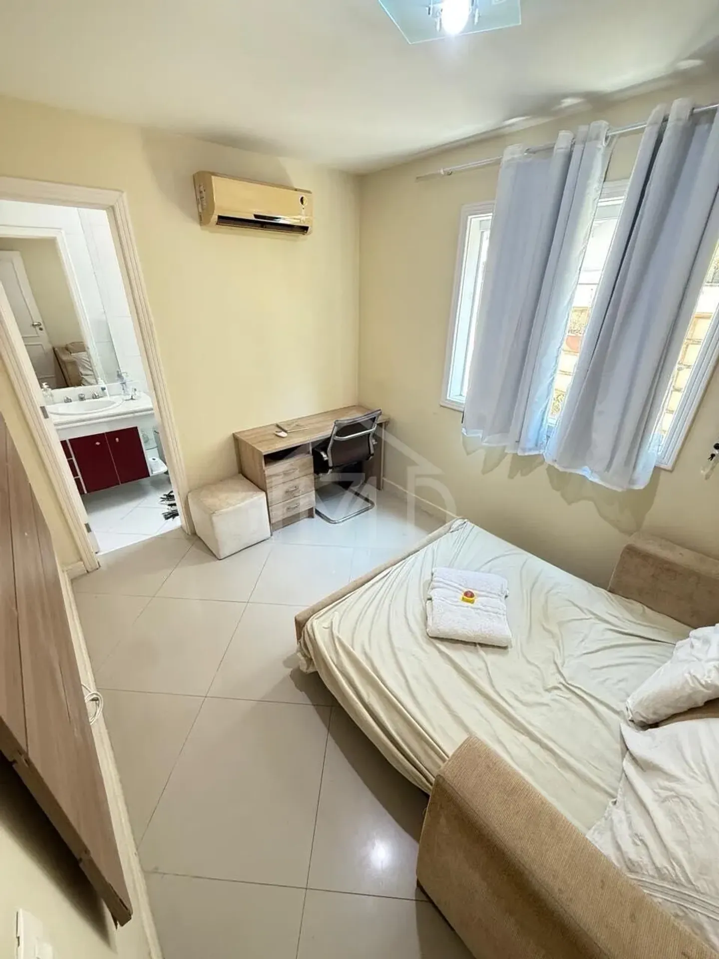 Furnished house with 5 bedrooms and a closed kitchen — photo 17