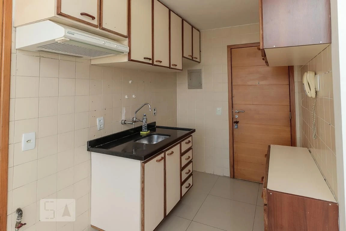 2-bedroom apartment with private BBQ and suite — photo 2