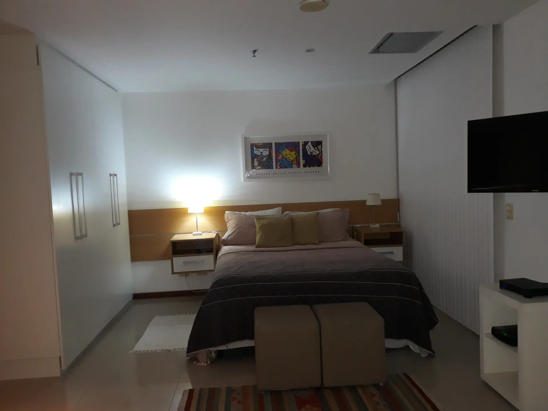 Apartment on the 6th floor with a water view — photo 4