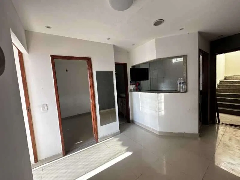 2-bedroom apartment with a separate kitchen — photo 15