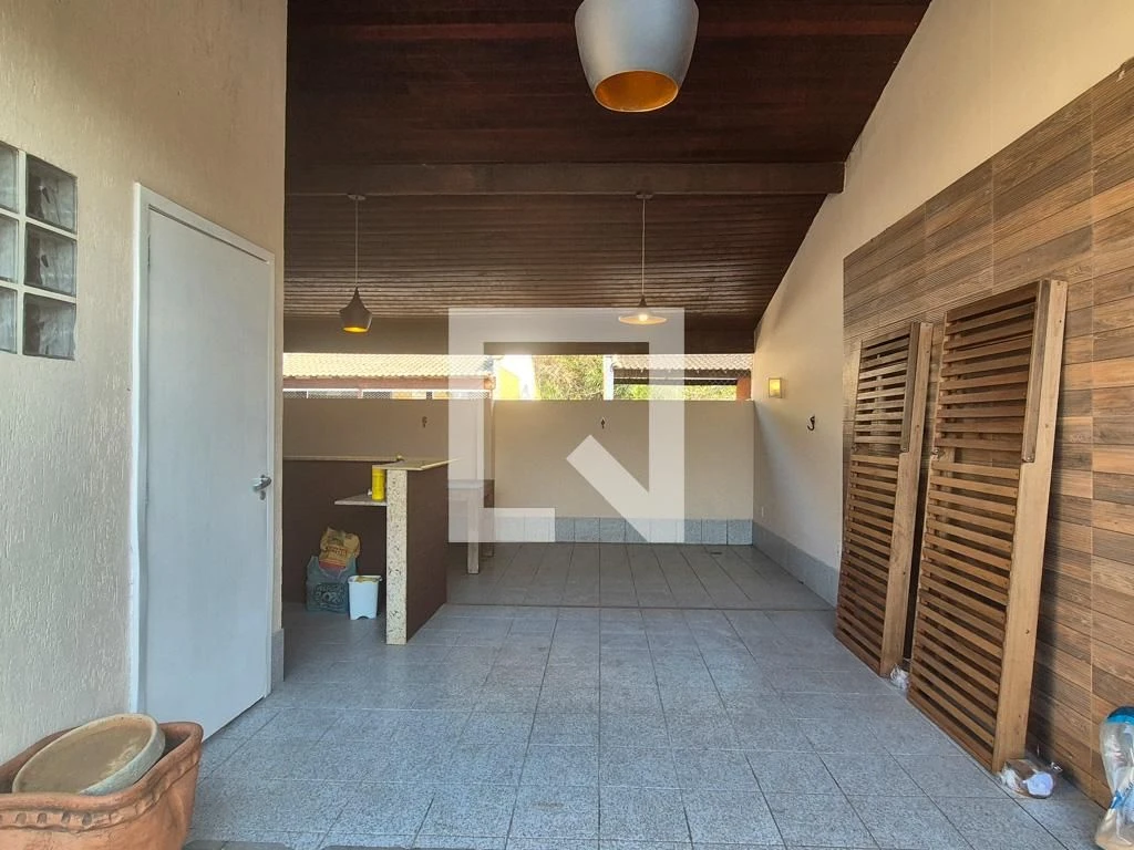 Casa de 4 dormitorios con balcón y 3 plazas de parking — photo 92