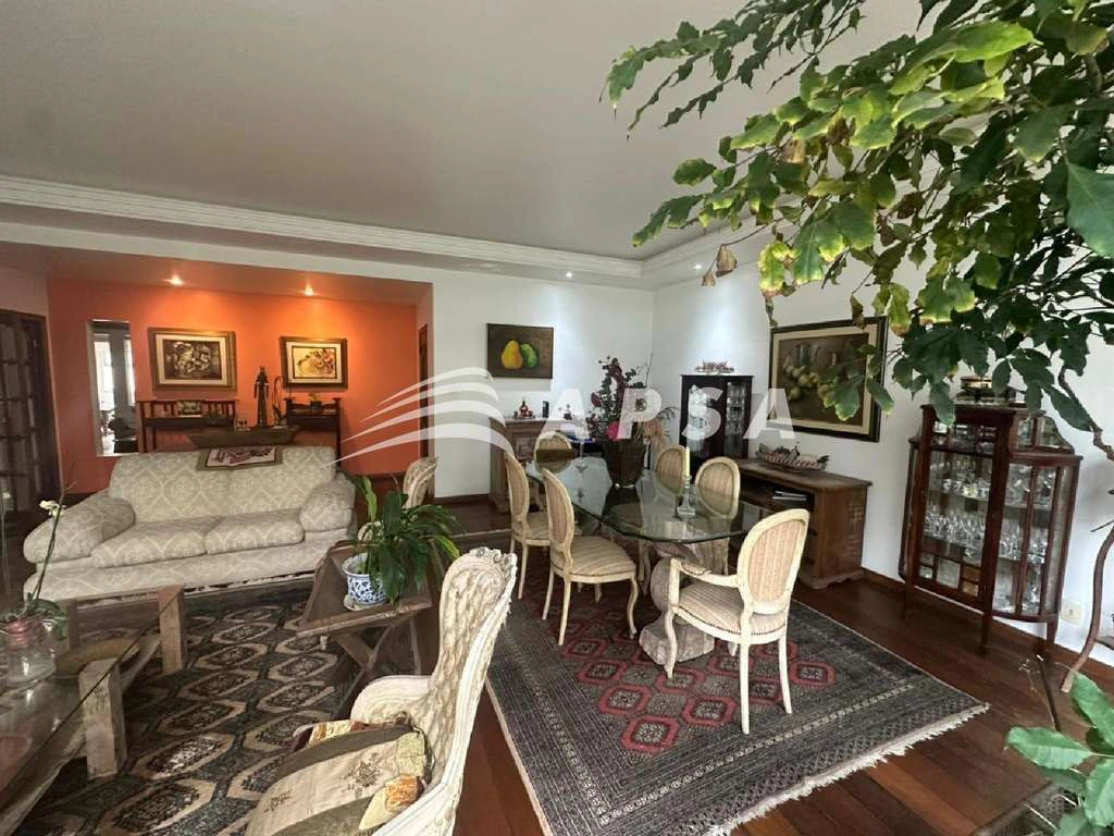 Furnished 200 m² apartment with 3 bedrooms — photo 17