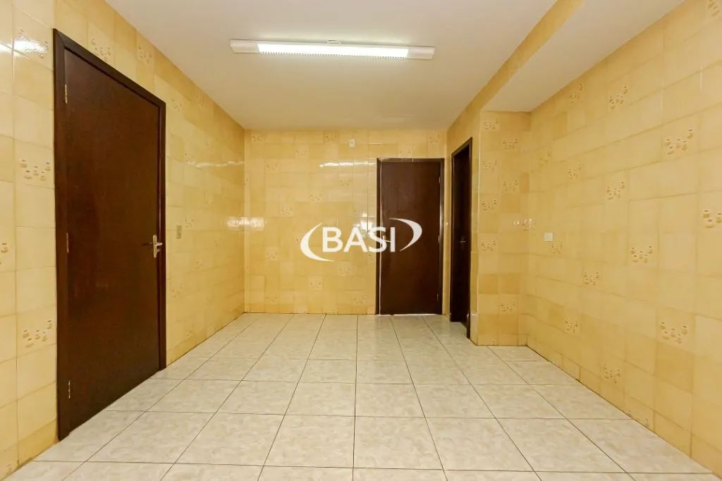 Unfurnished house with 4 bedrooms and 3 bathrooms — photo 74