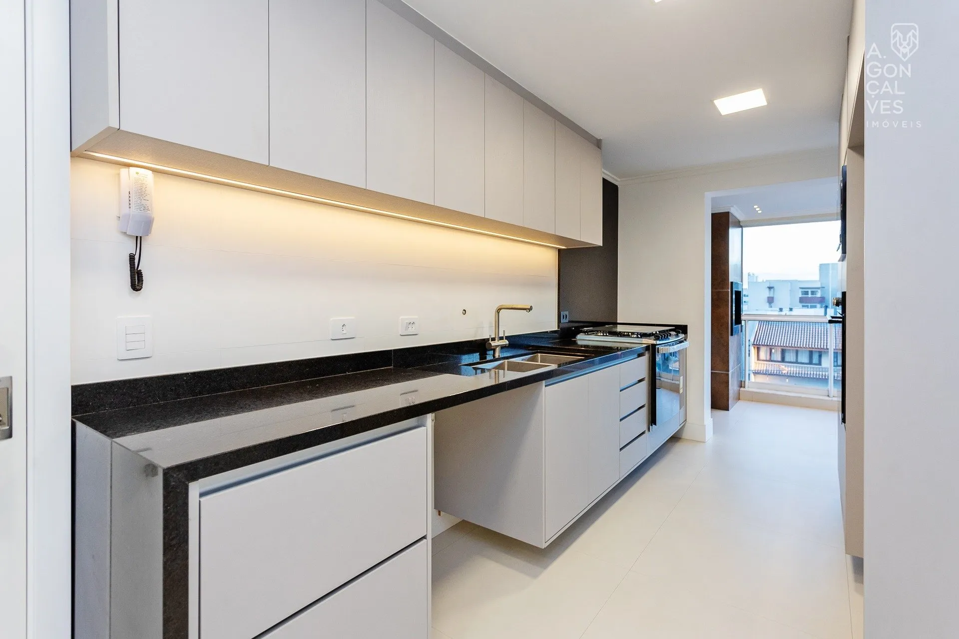Apartamento com 4 quartos, 3 banheiros e 3 vagas — photo 15