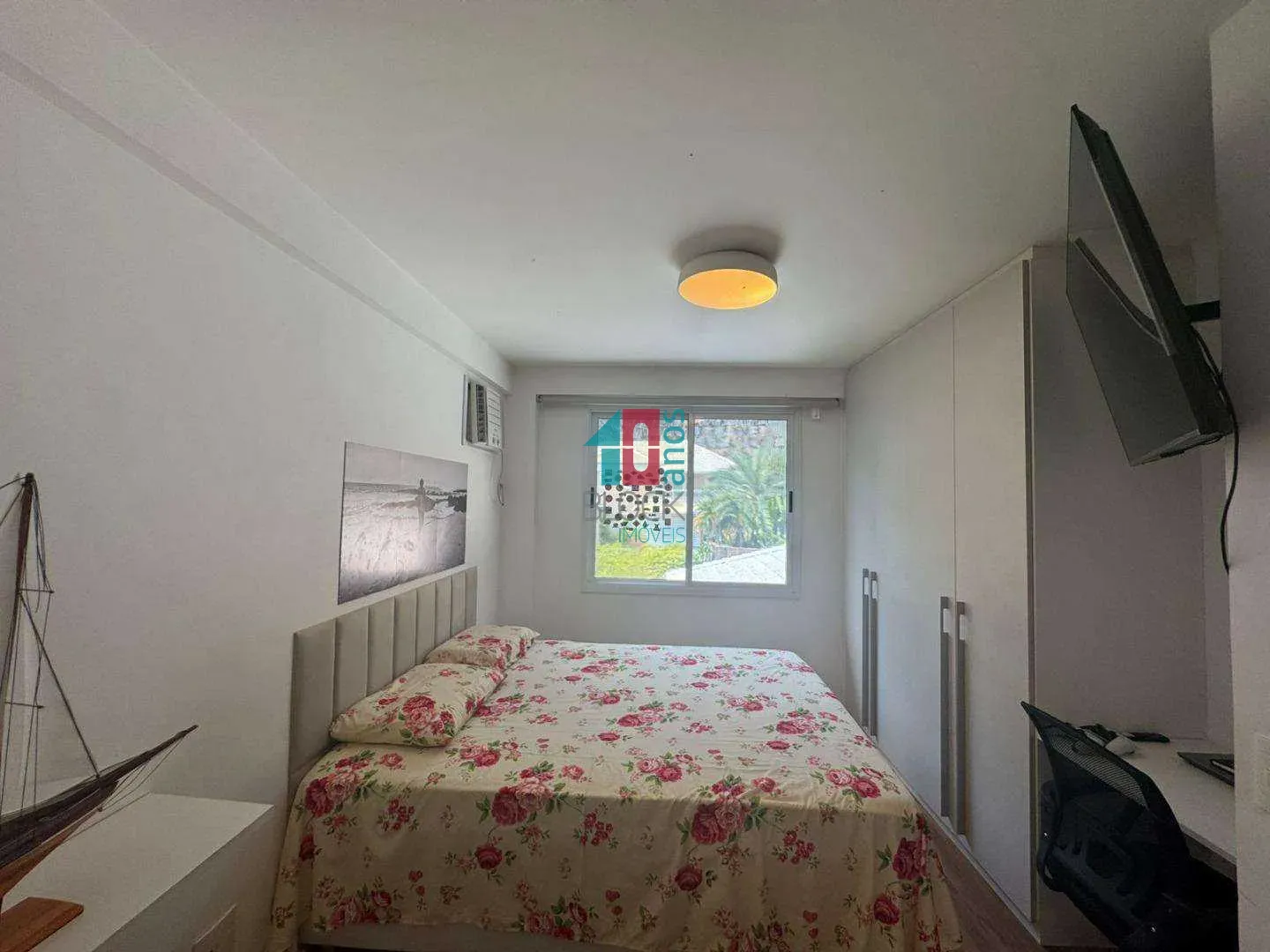 Furnished house with 5 bedrooms and 9 total bathrooms — photo 37