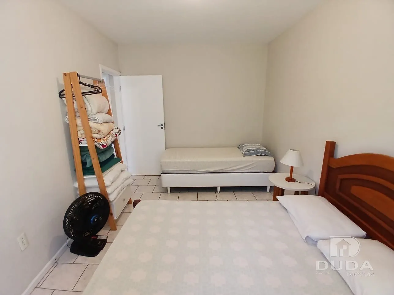 2-bedroom apartment with a washing machine in Florianópolis — photo 15