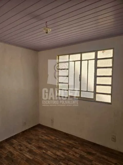Casa de 2 quartos com piso de madeira ou laminado, Madureira — photo 3
