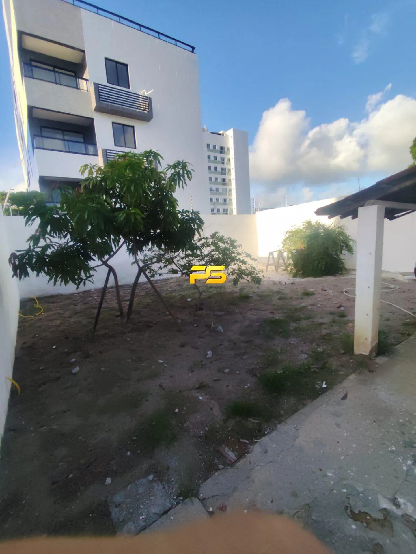 House with 3 bedrooms and 1 bathroom, 450 m² — photo 6