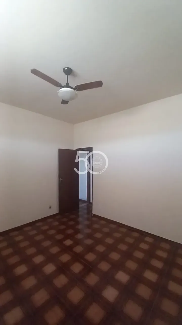 3-bedroom apartment in a building with a pool — photo 2