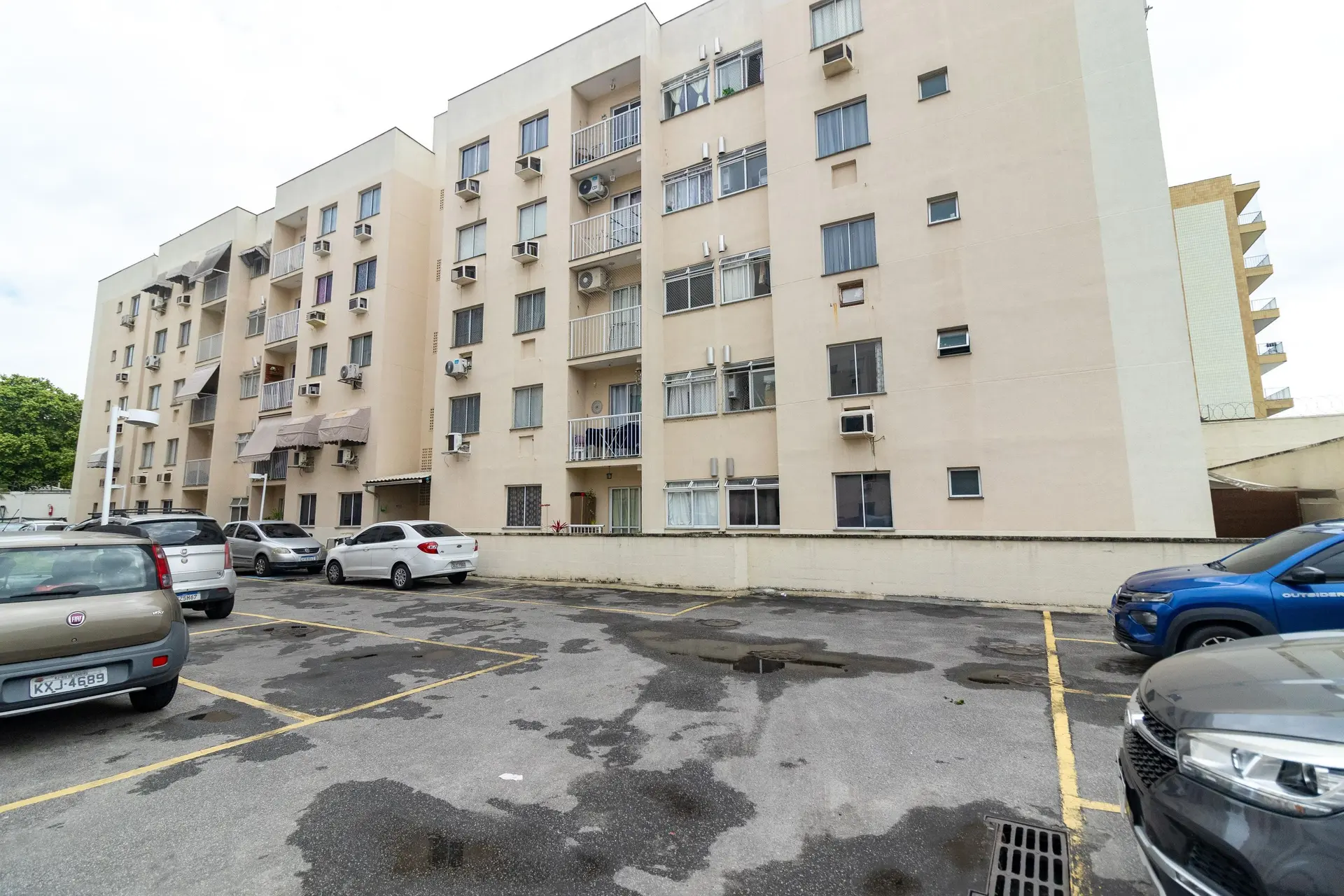 Furnished 2-bedroom apartment with balcony — photo 4