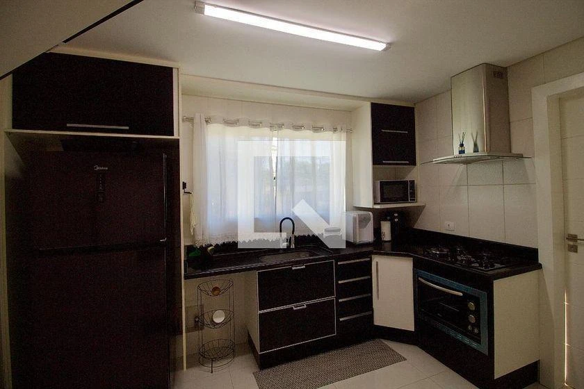 Ванна и 3 спальни: дом 250 м² — photo 4