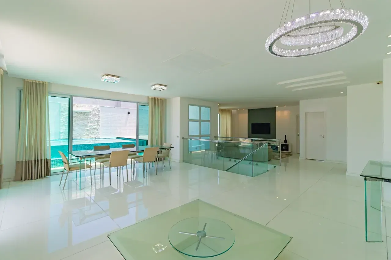 575 m² apartment with 4 en-suite bedrooms and 4 parking — photo 67