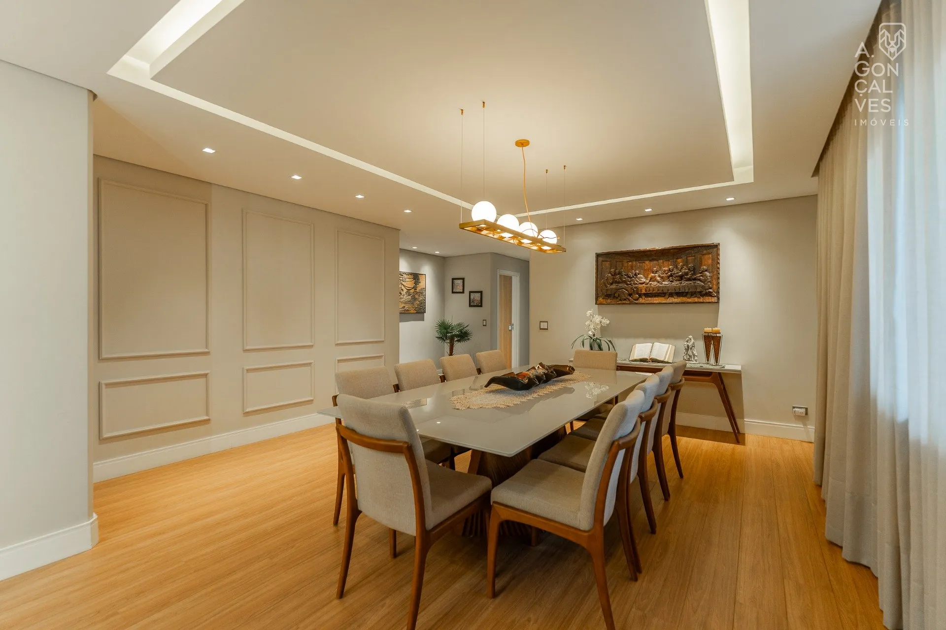 House with 3 bedrooms and an open-plan kitchen — photo 7