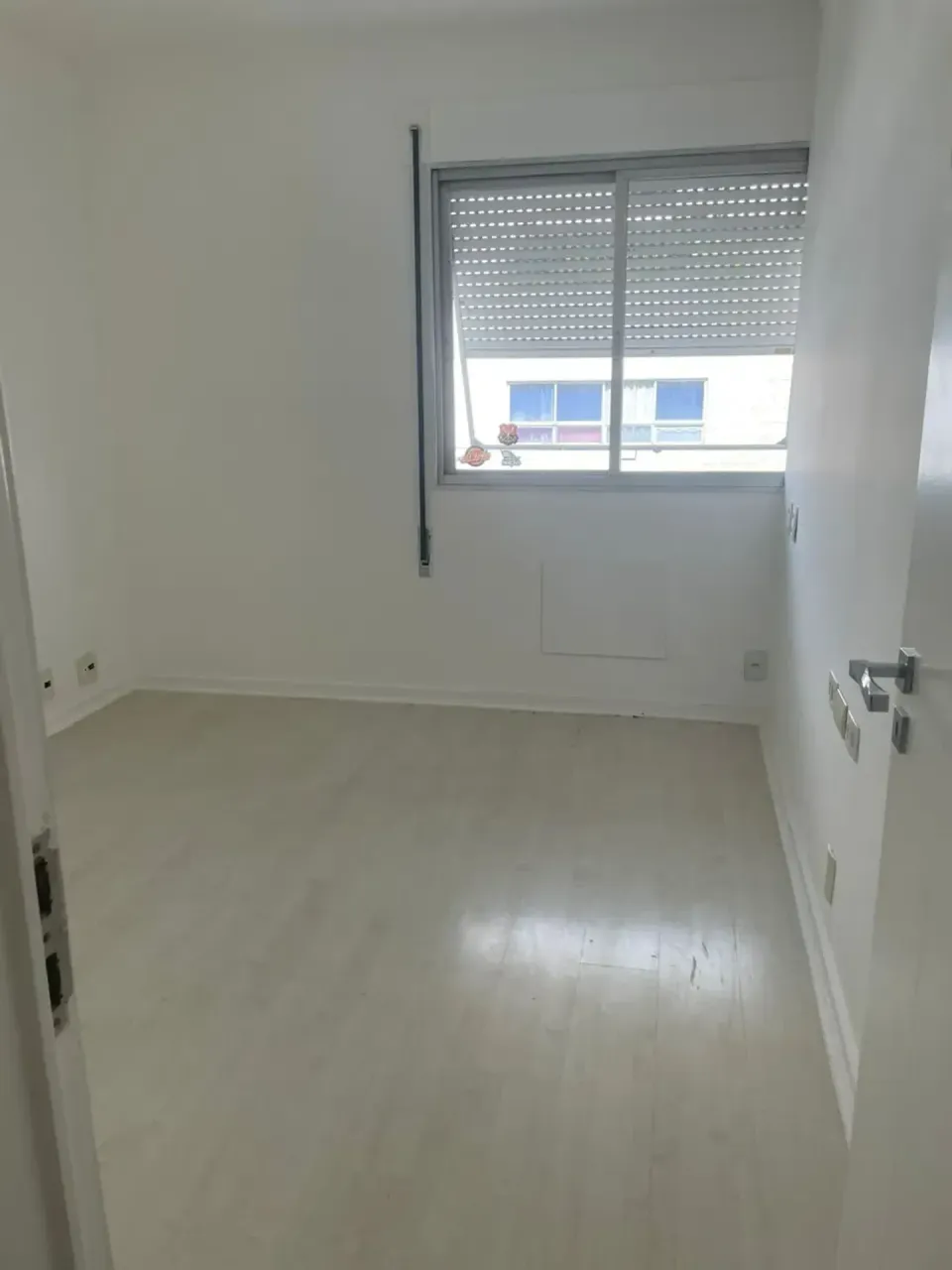 Unfurnished apartment with 5 bedrooms and 4 bathrooms — photo 18