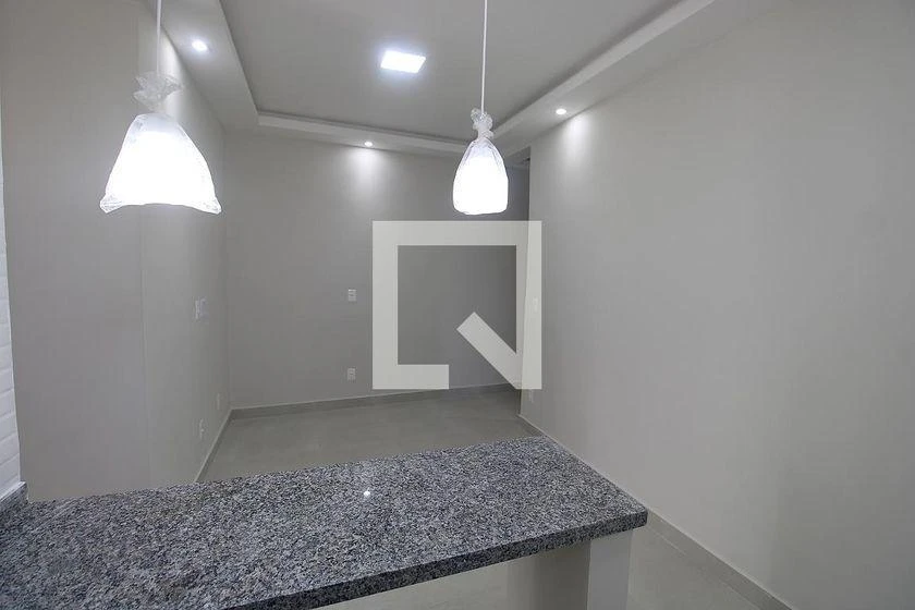 Apartamento com 2 quartos, 1 banheiro e cozinha integrada — photo 13