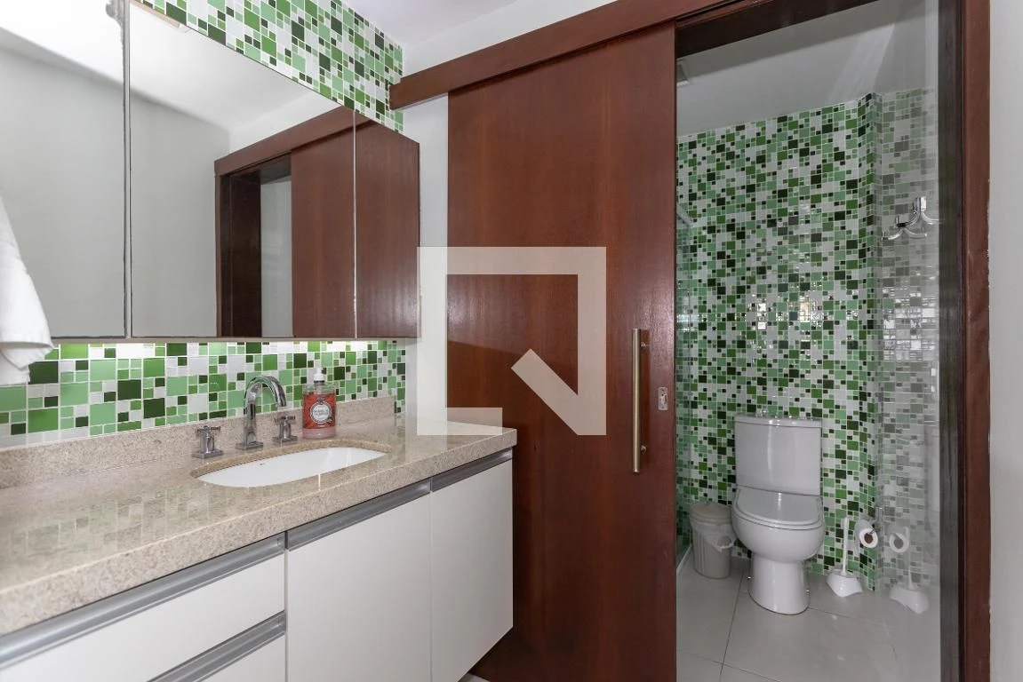 Apartamento mobiliado com 3 quartos, 1 suíte e 3 banheiros — photo 48