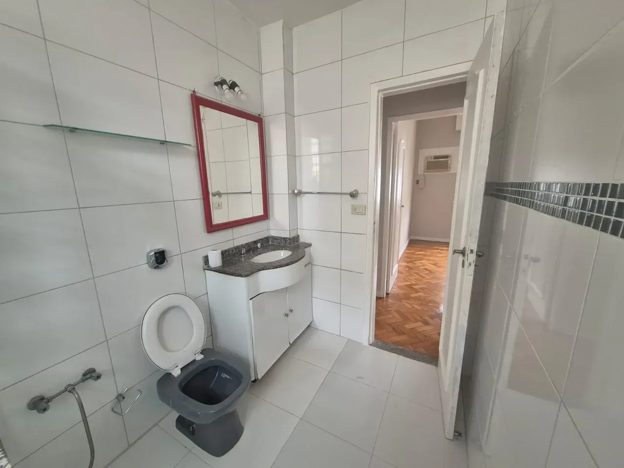 3-bedroom apartment with a home office — photo 3