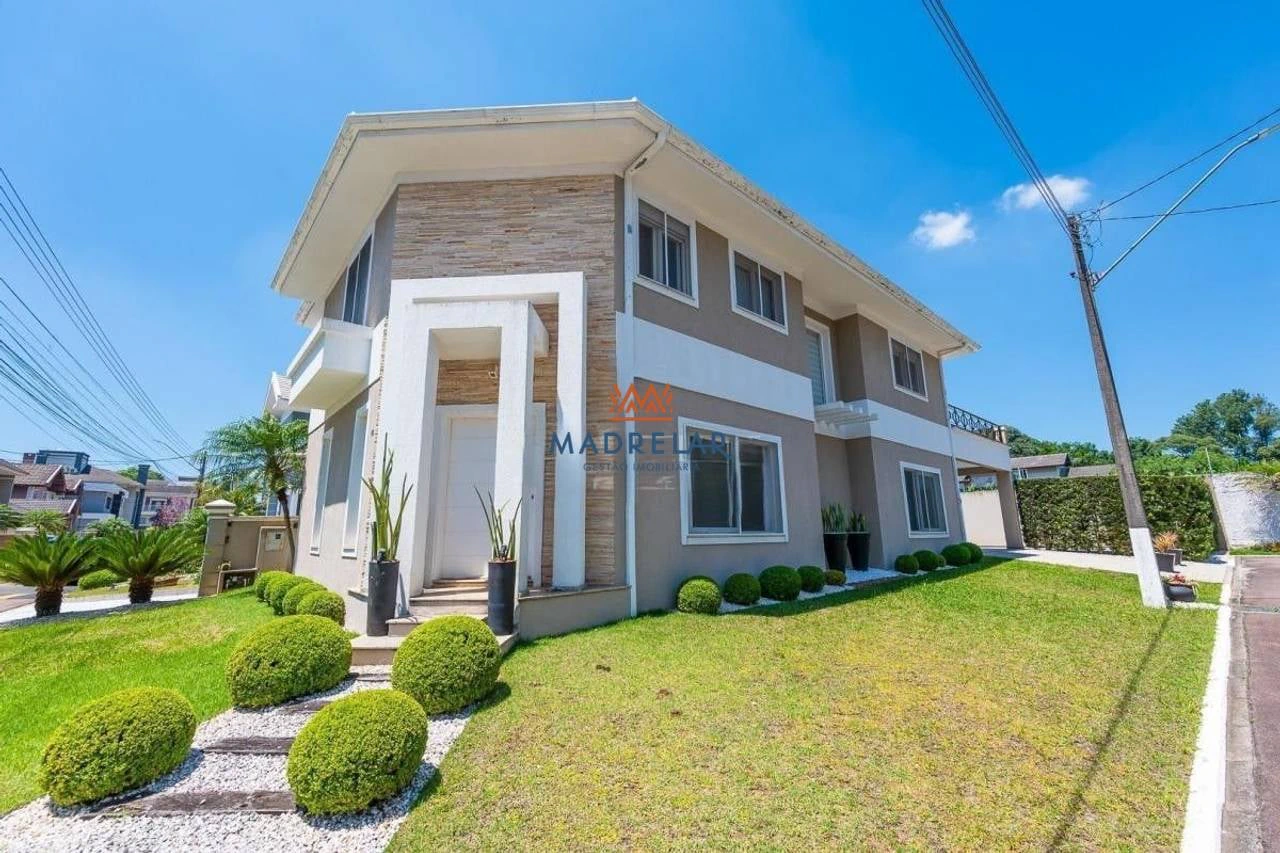 Condo house with 4 en-suite bedrooms and 305 m² — photo 4