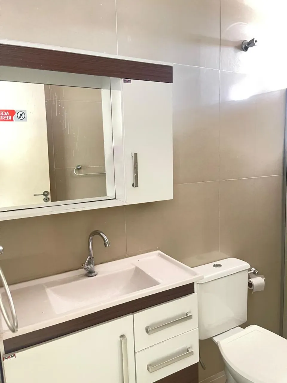 1-bedroom apartment with air conditioning and modern bathroom — photo 4