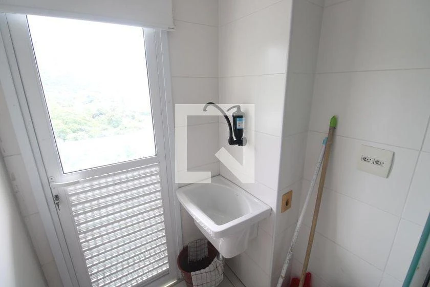 Apartamento amueblado de 40 m² con 1 dormitorio y balcón — photo 37