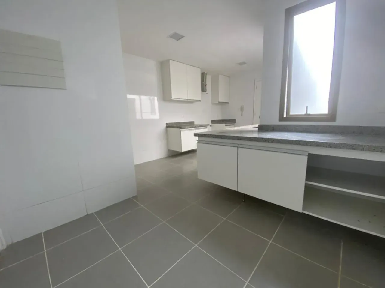 Penthouse with 4 bedrooms and 5 bathrooms plus 4 parking — photo 24