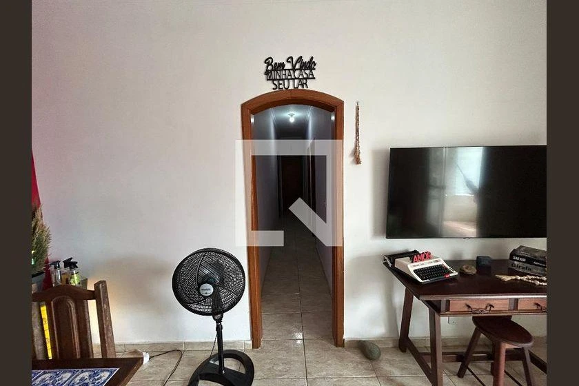 90 m² rental apartment with 3 bedrooms and balcony — photo 29