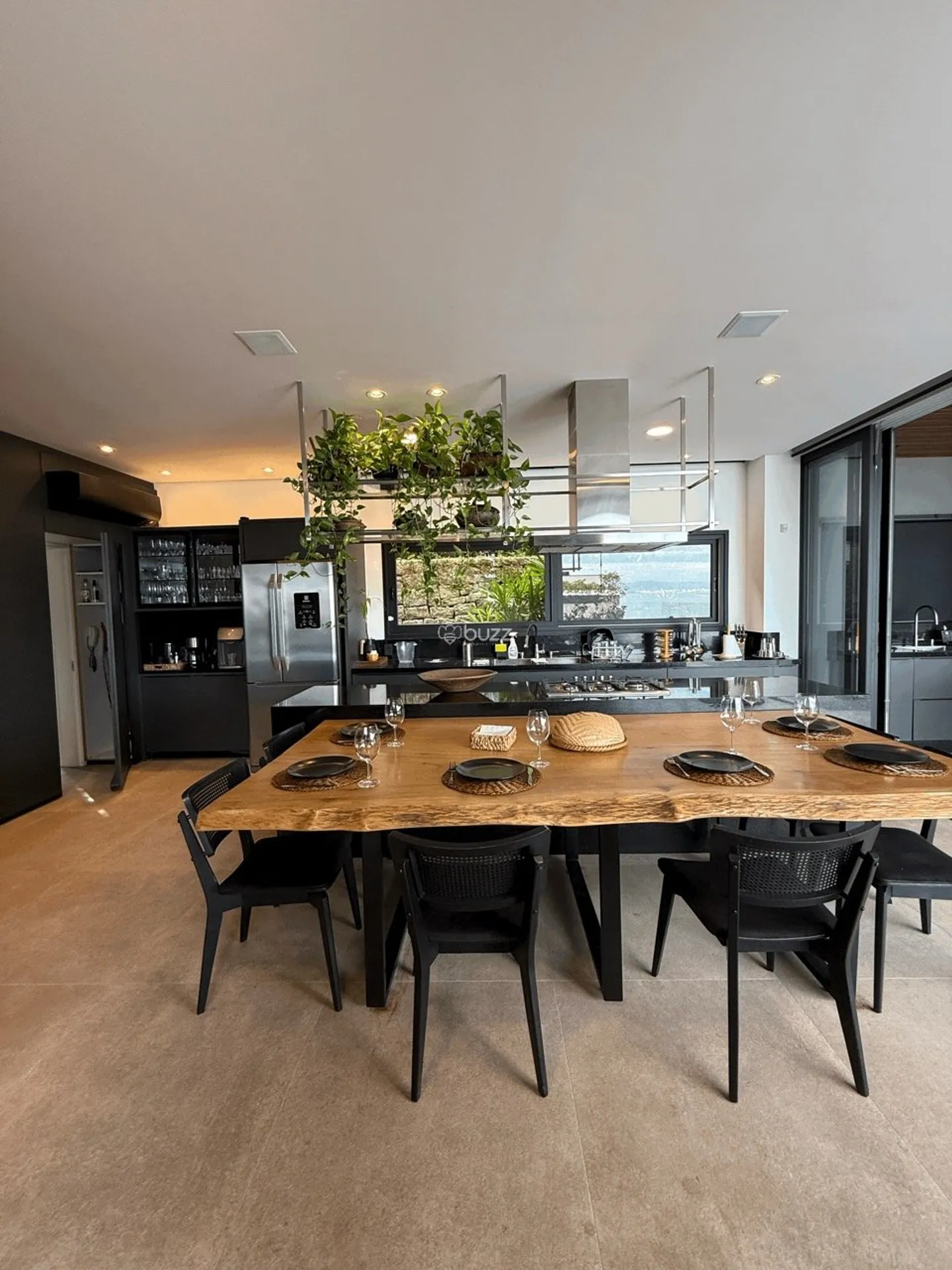 Furnished house, 561 m², with a water view — photo 12